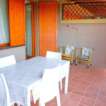 In Olbia With Shared Garden Apartmán