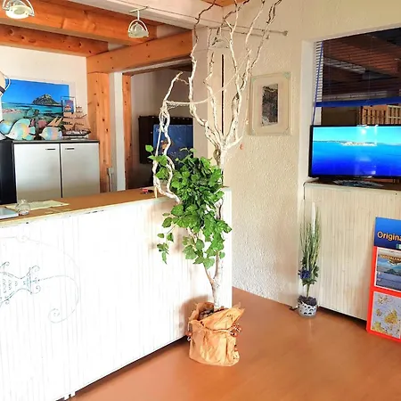 In Olbia With Shared Garden Апартаменты Cugnana Verde
