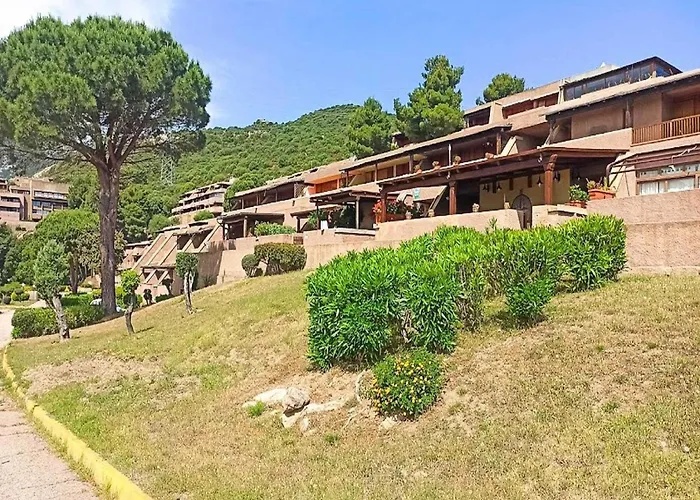 In Olbia With Shared Garden Apartman Cugnana Verde