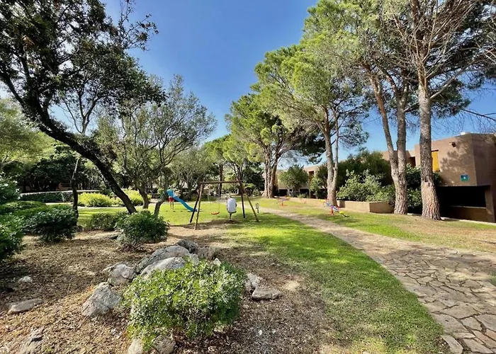 In Olbia With Shared Garden Apartman *
